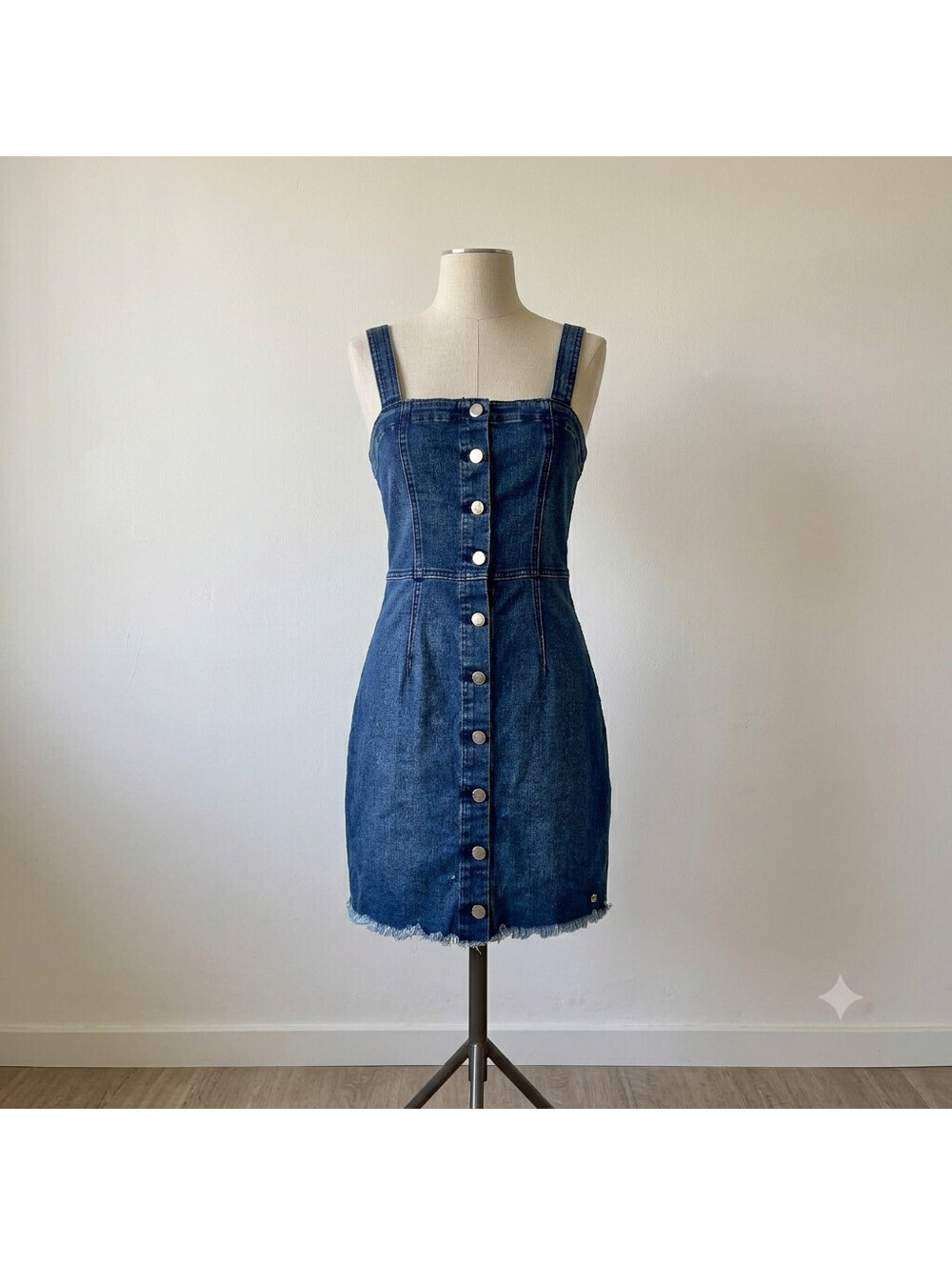 Volcom Denim Mini Dress Blue Button Front Raw Hem Sleeveless Medium Wash Size S - Picture 9 of 9